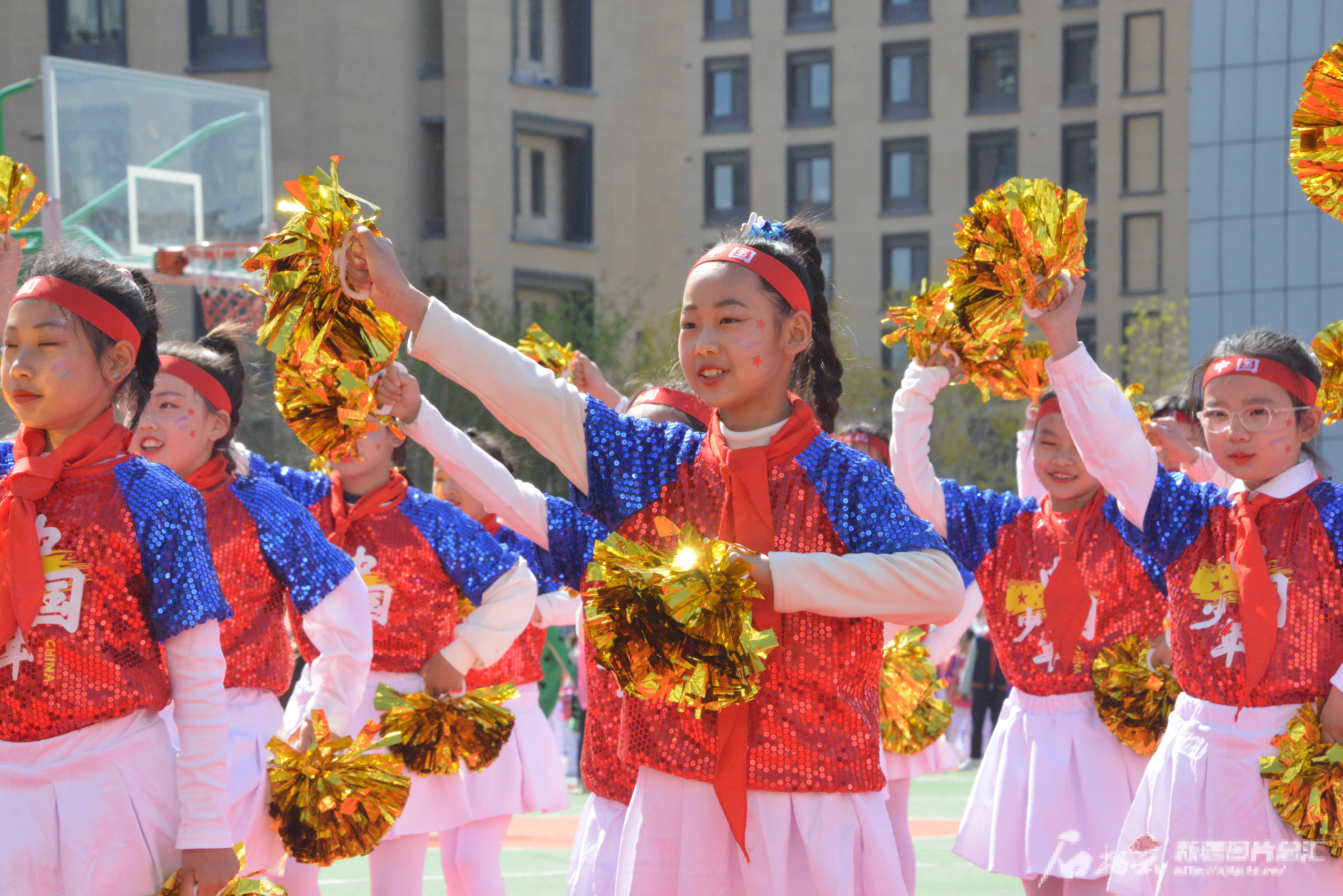 bandao.com快来围观！乌市各中小动会来啦！(图7)