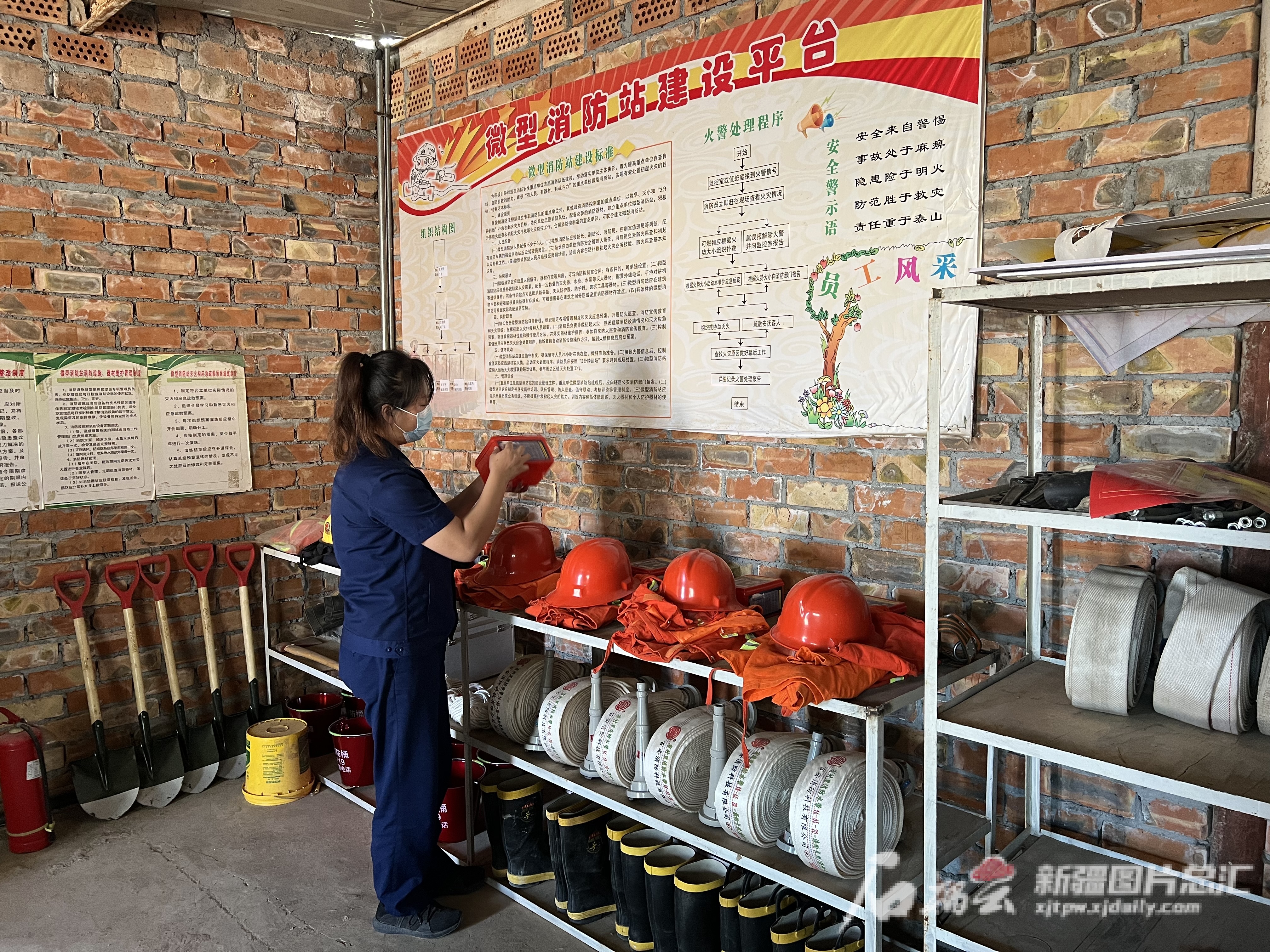 昌吉消防深入辖区66家棉花企业 为棉业丰收“保驾护航”