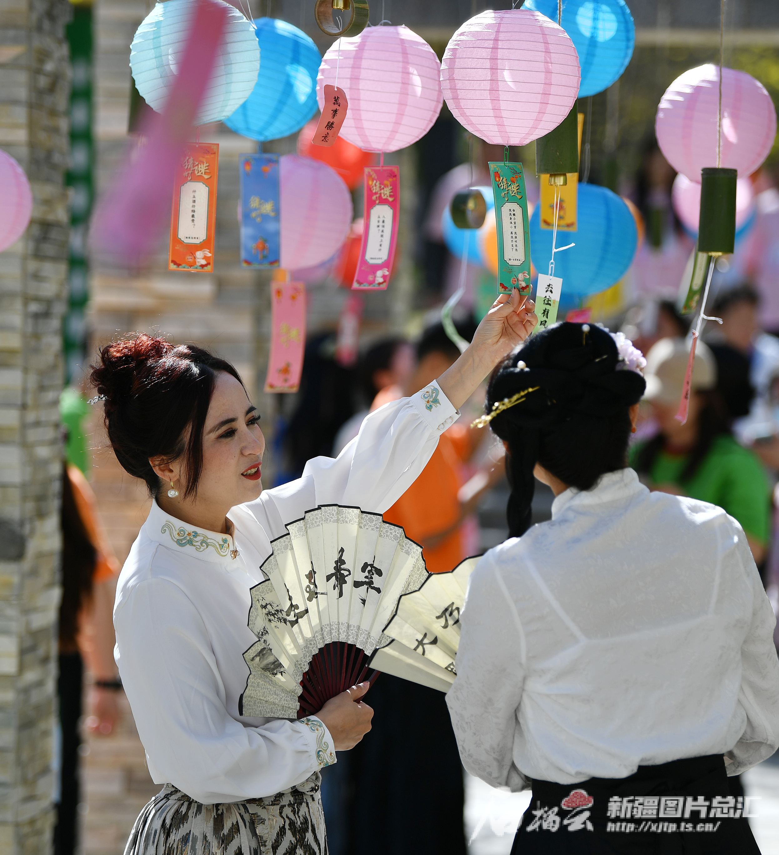 半岛BOB青春趣味跑、公益环保徒步……乌市这两个区春季活动玩出花样(图2)