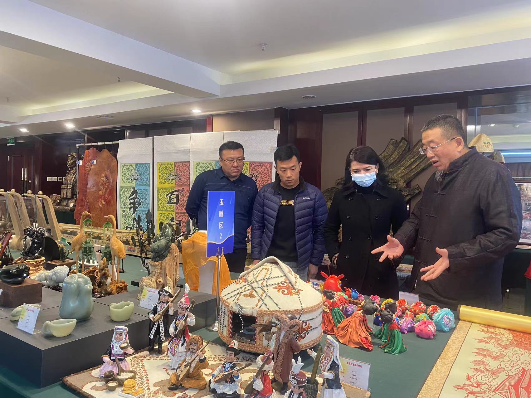 激发创造力 注入新动能——2023年自治彩神区工艺美术培训在乌鲁木齐启动(图3)